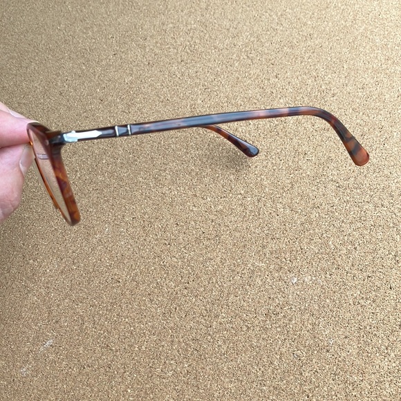 Persol - Picture 3 of 16